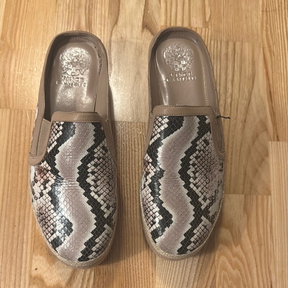 Vince Camuto Women's Snake Print Mules - Black and Tan